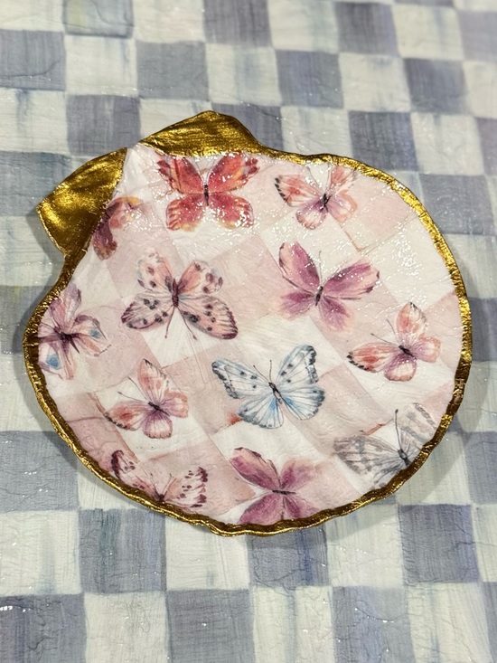 Hand Crafted Other - Hand Crafted Butterfly Hill Clam Shell Trinket Jewelry Dish